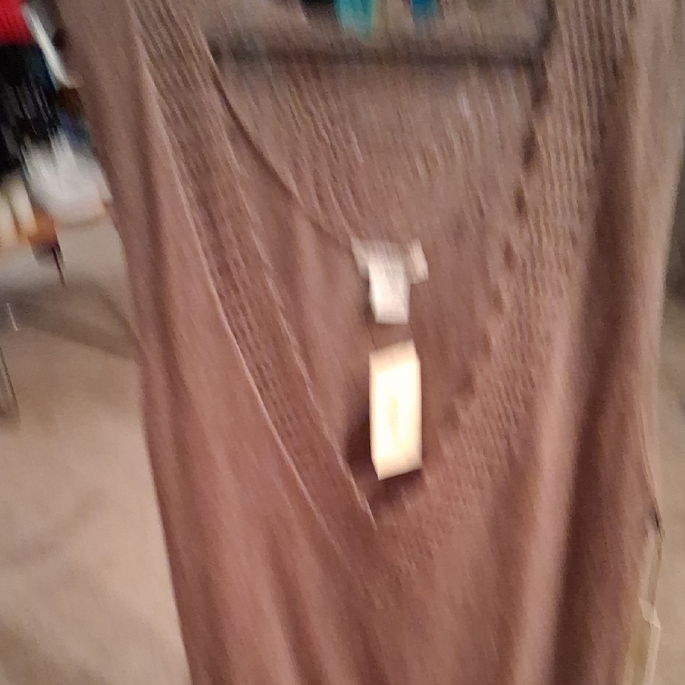 Vertigo Paris Taupe V-Neck Sleeveless Sweater - Picture 8 of 8